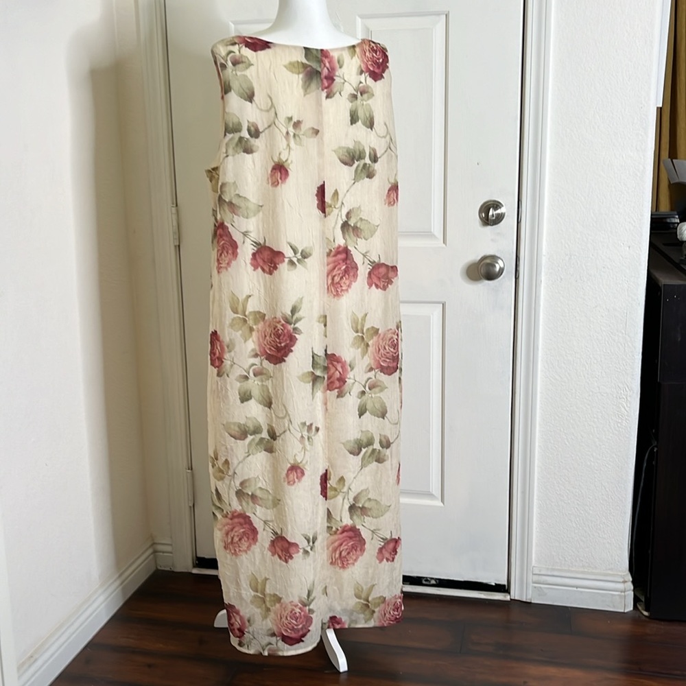 Floral Maxi Dress in Cream and Pink - Picture 5 of 12